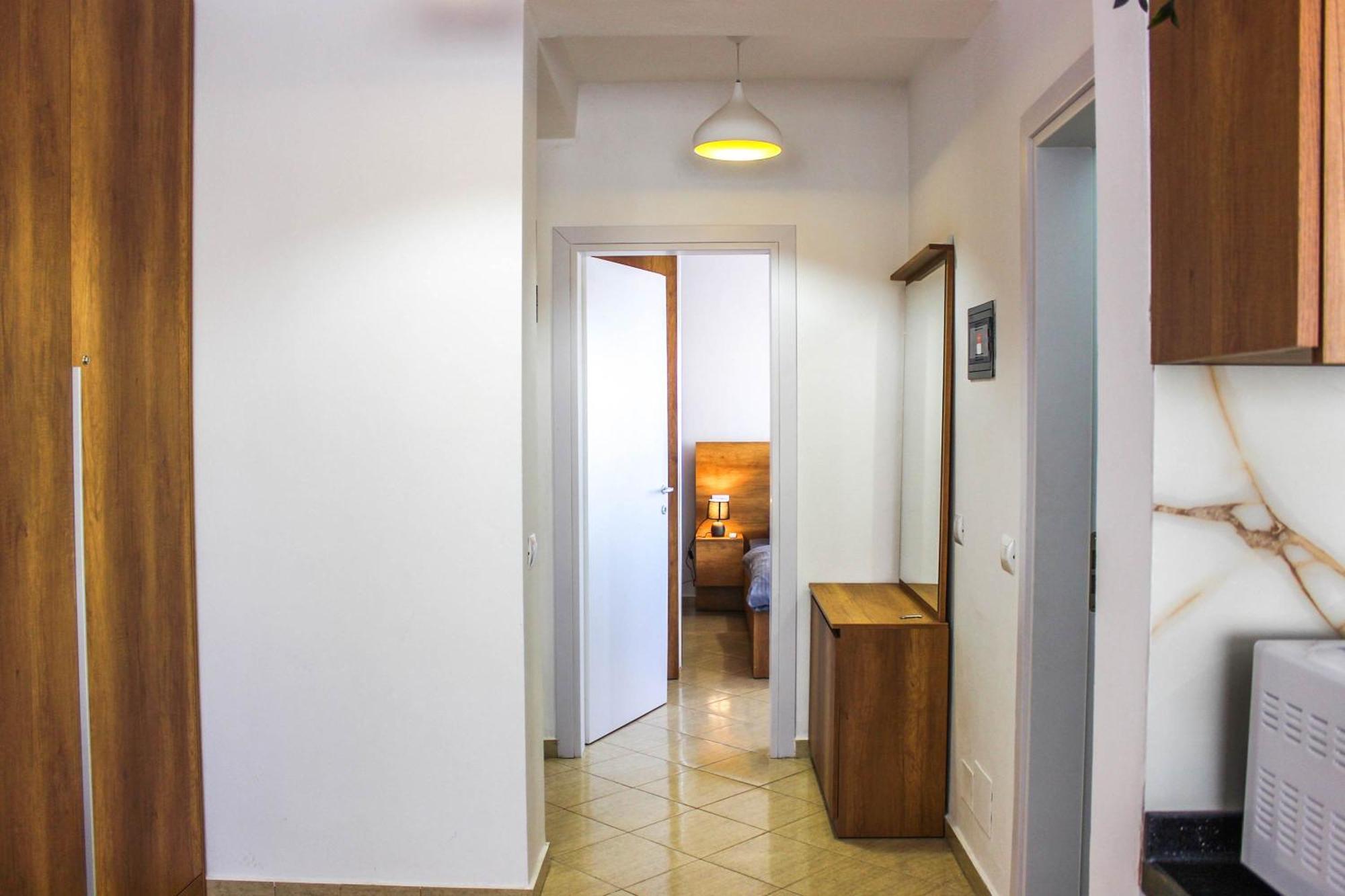 Apartment To-mi 1066 Durres